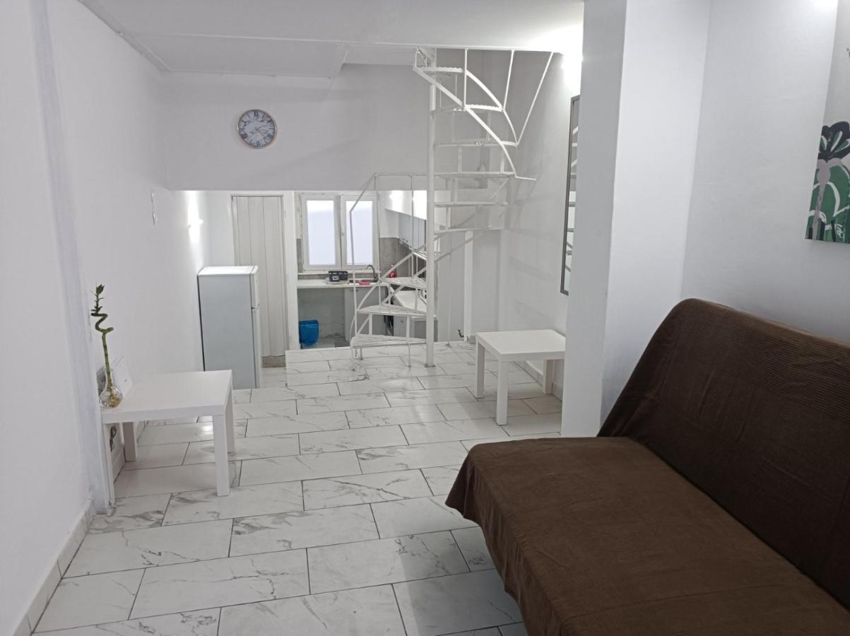 Apartment Dipla Афины Экстерьер фото
